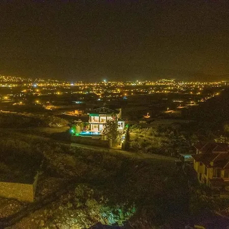 Sessiz Sakin Manzarali Sauna Ve Jakuzili,muestakil Havuzlu * פאטהיה