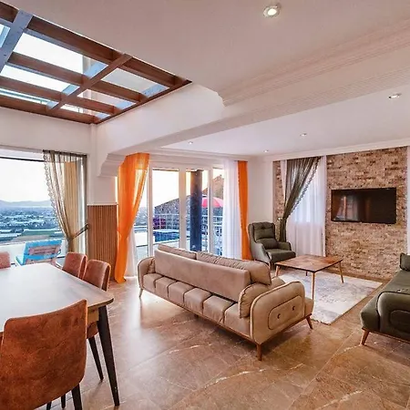 Villa Sessiz Sakin Manzarali Sauna Ve Jakuzili,muestakil Havuzlu *